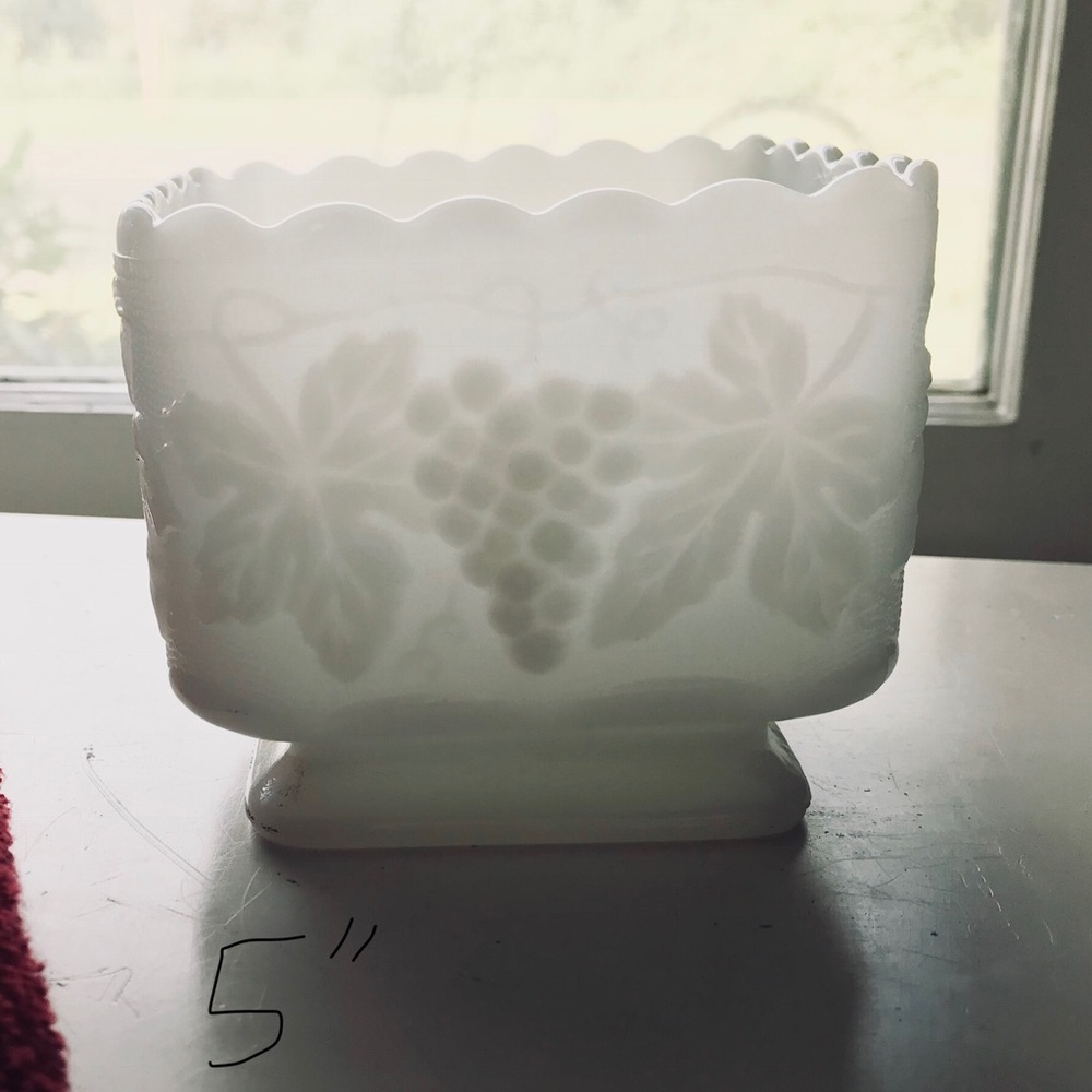 Vintage Westmoreland Milkglass Candy Dish